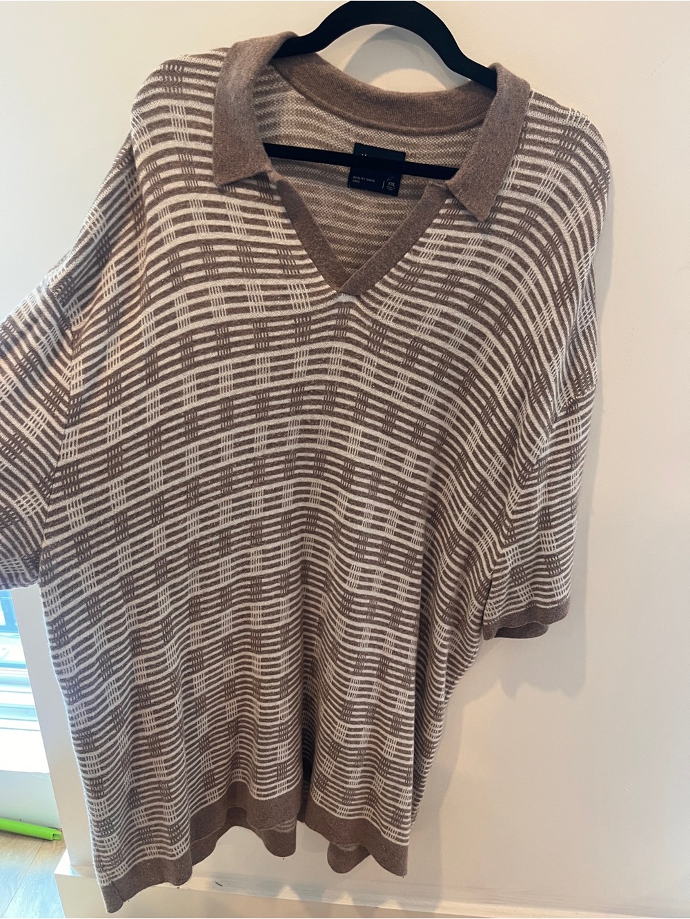 Abercrombie & Fitch Beige and White Striped Knit Polo